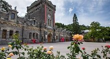 Госсовет Крыма согласовал приватизацию винзавода "Массандра"